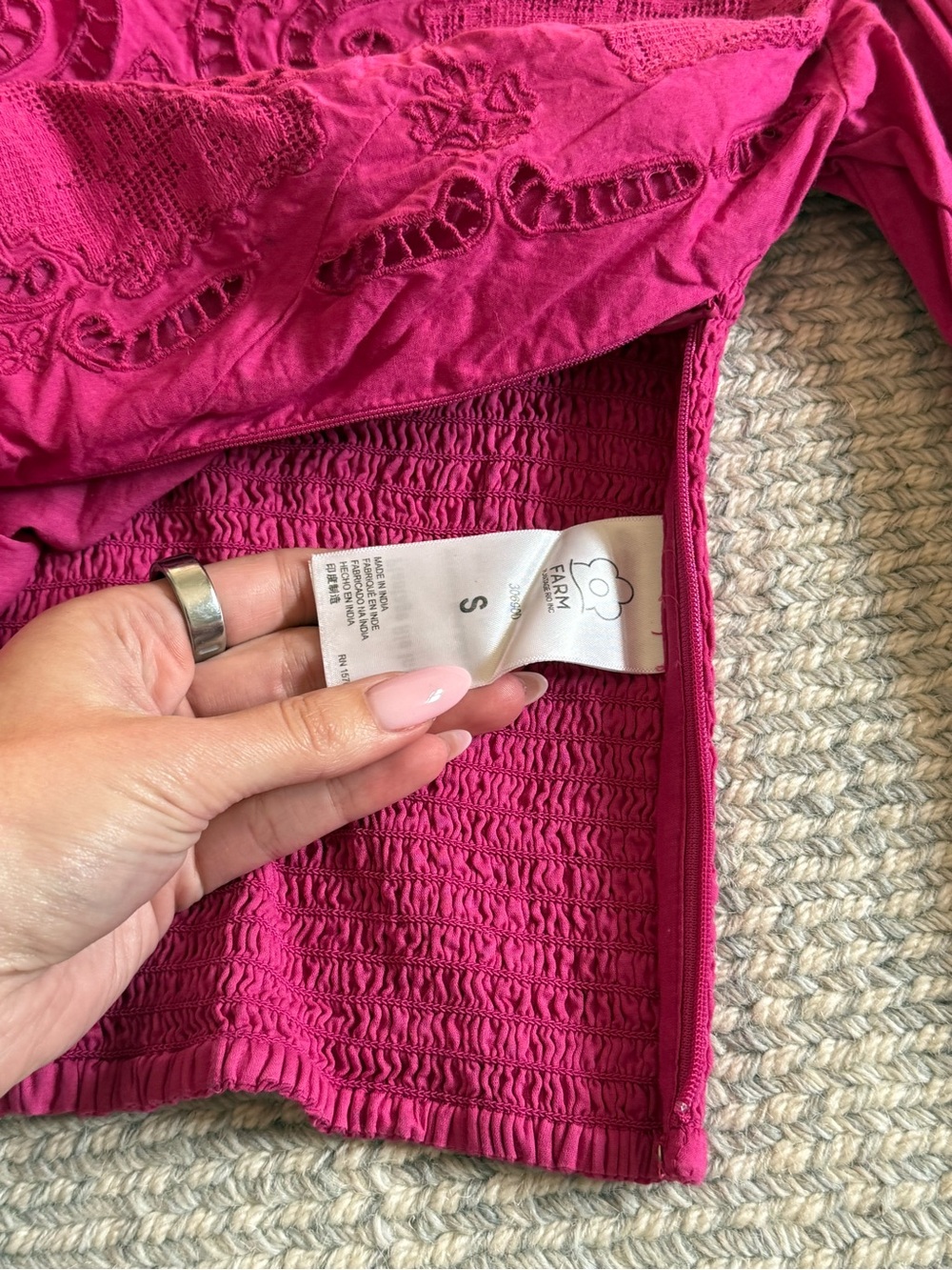FARM Rio Fuchsia Embroidered Square-Neck Puff Sleeve Crop Top - Picture 4 of 6